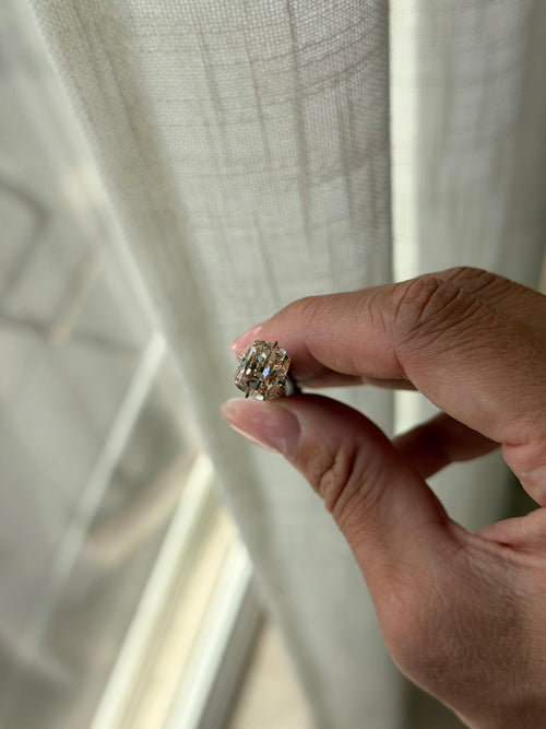 Champagne Old Mine Cut, 3.02ct